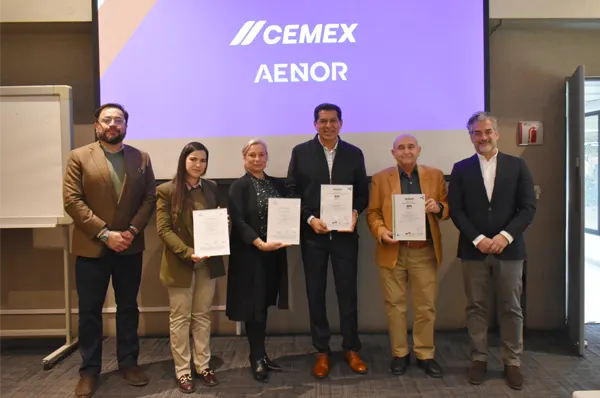 Triple certificación para CEMEX